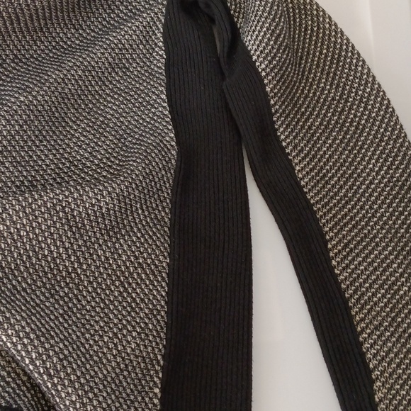 Calvin Klein Women's Black/White Textured Crewneck Sweatshirt Ribbed Sides Large - Picture 5 of 5